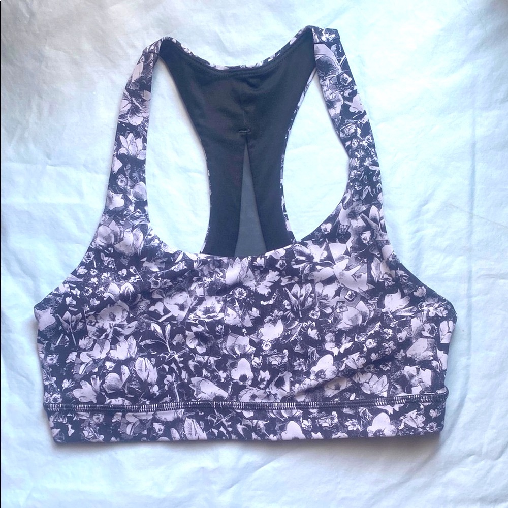 Lululemon Black and White Floral Sports Bra💛🌻 small Sheer accent back 🌻